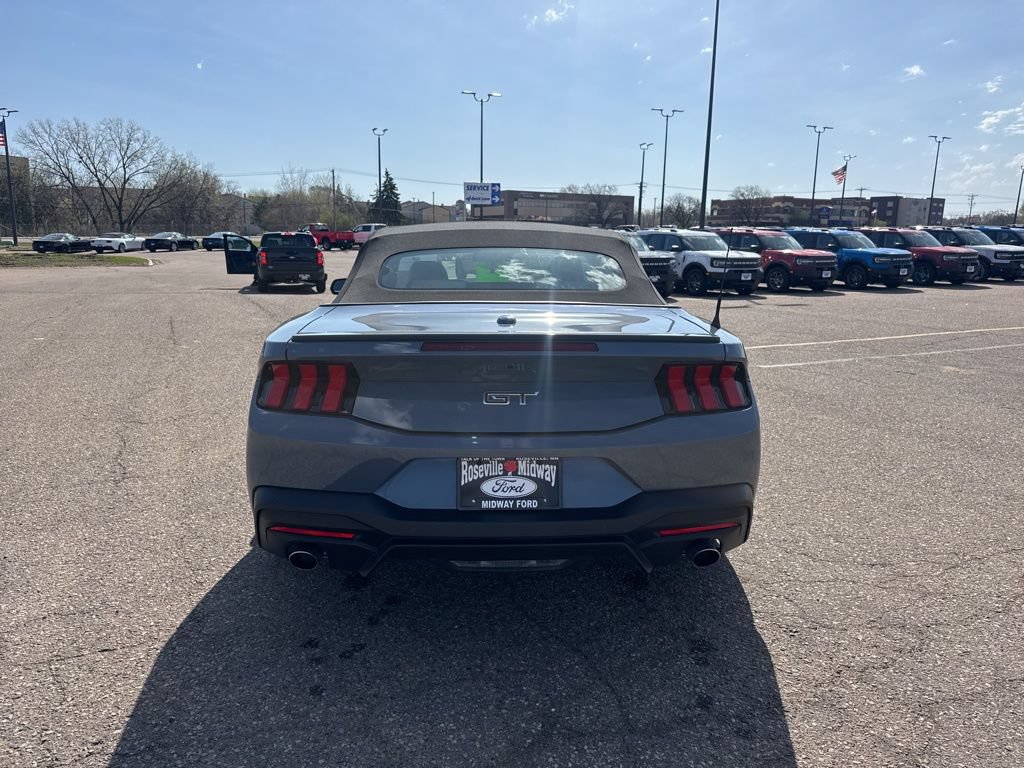 Used 2025 Ford Mustang GT Premium RWD image 7