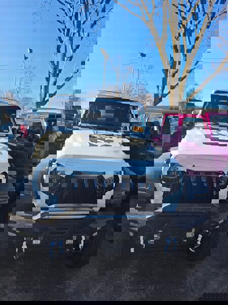 Used 2018 Jeep Wrangler Unlimited Sport S image 2