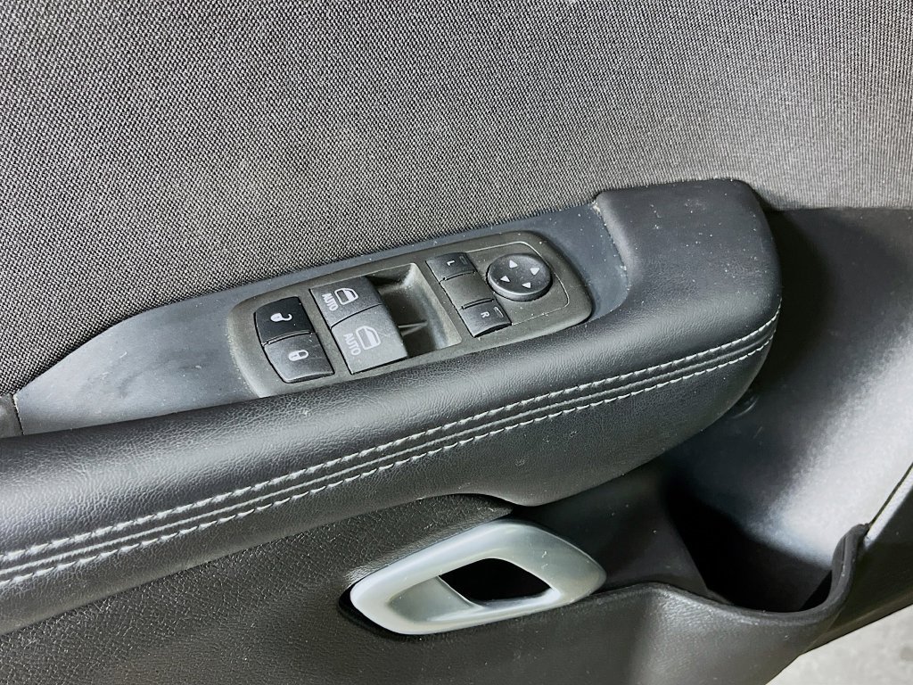 Used 2022 Dodge Challenger R/T Scat Pack RWD image 24