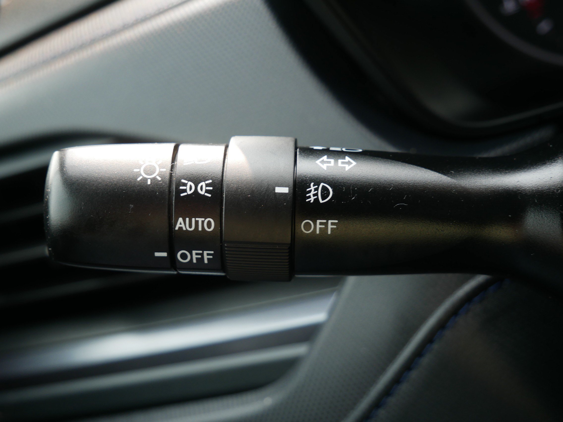 Used 2025 Subaru Forester Limited AWD/4WD image 29