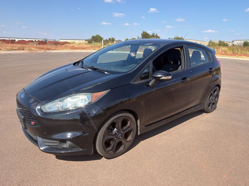 Used 2016 Ford Fiesta ST FWD image 1