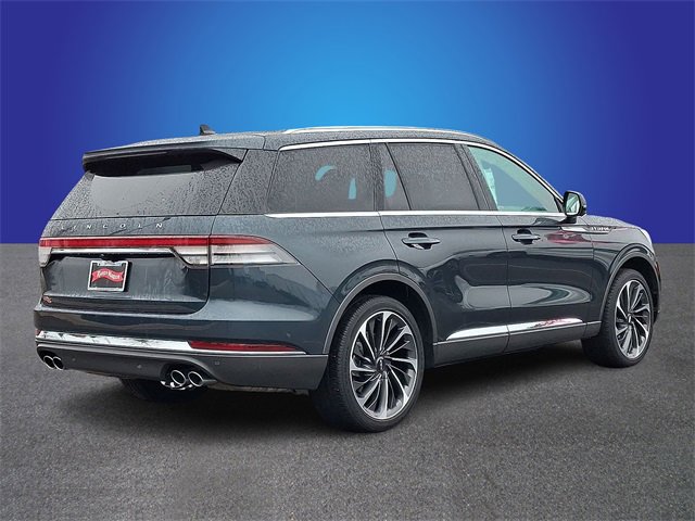 Certified 2024 Lincoln Aviator Reserve w/ Equipment Group 201A image 4