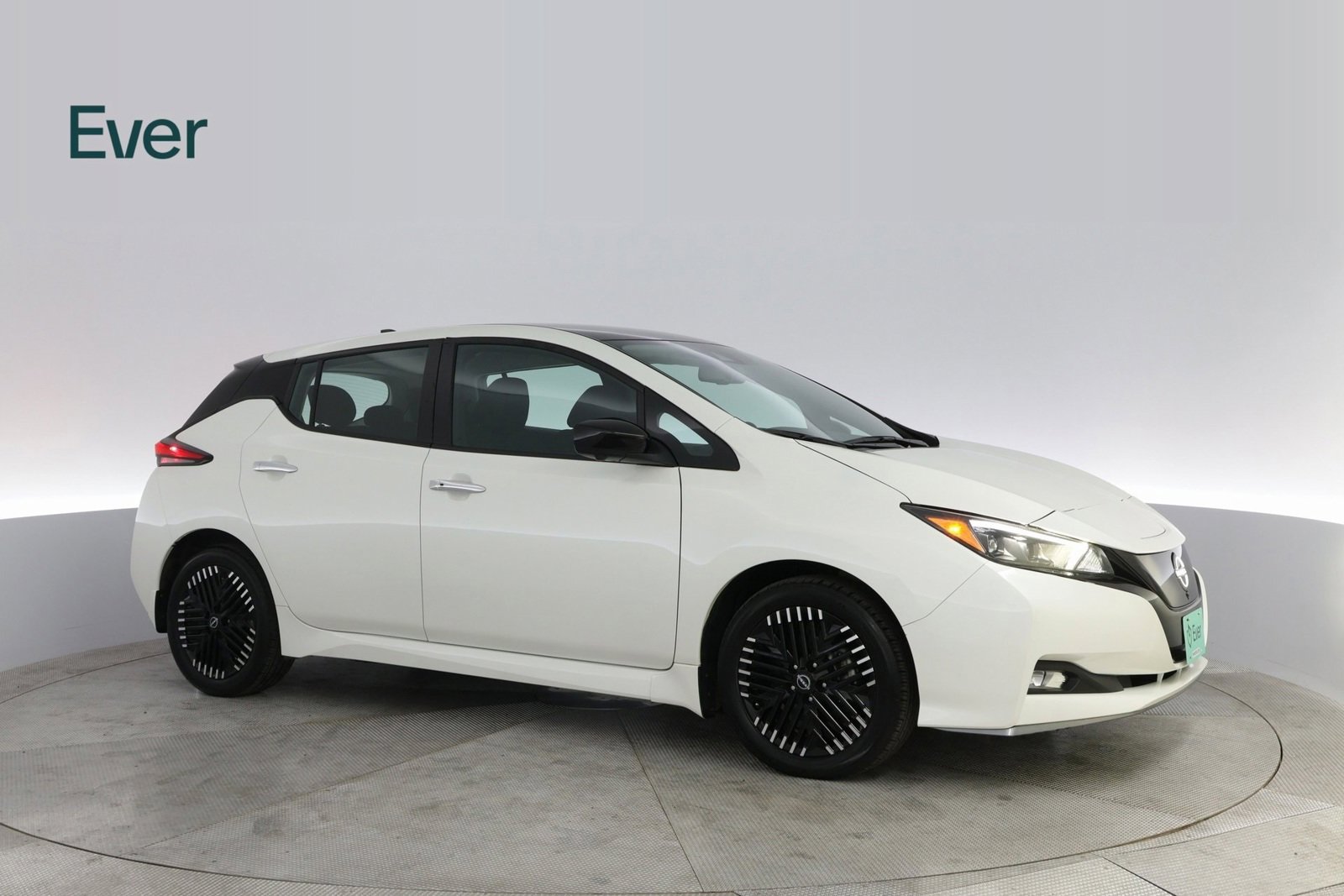 Used 2024 Nissan Leaf SV Plus image 5