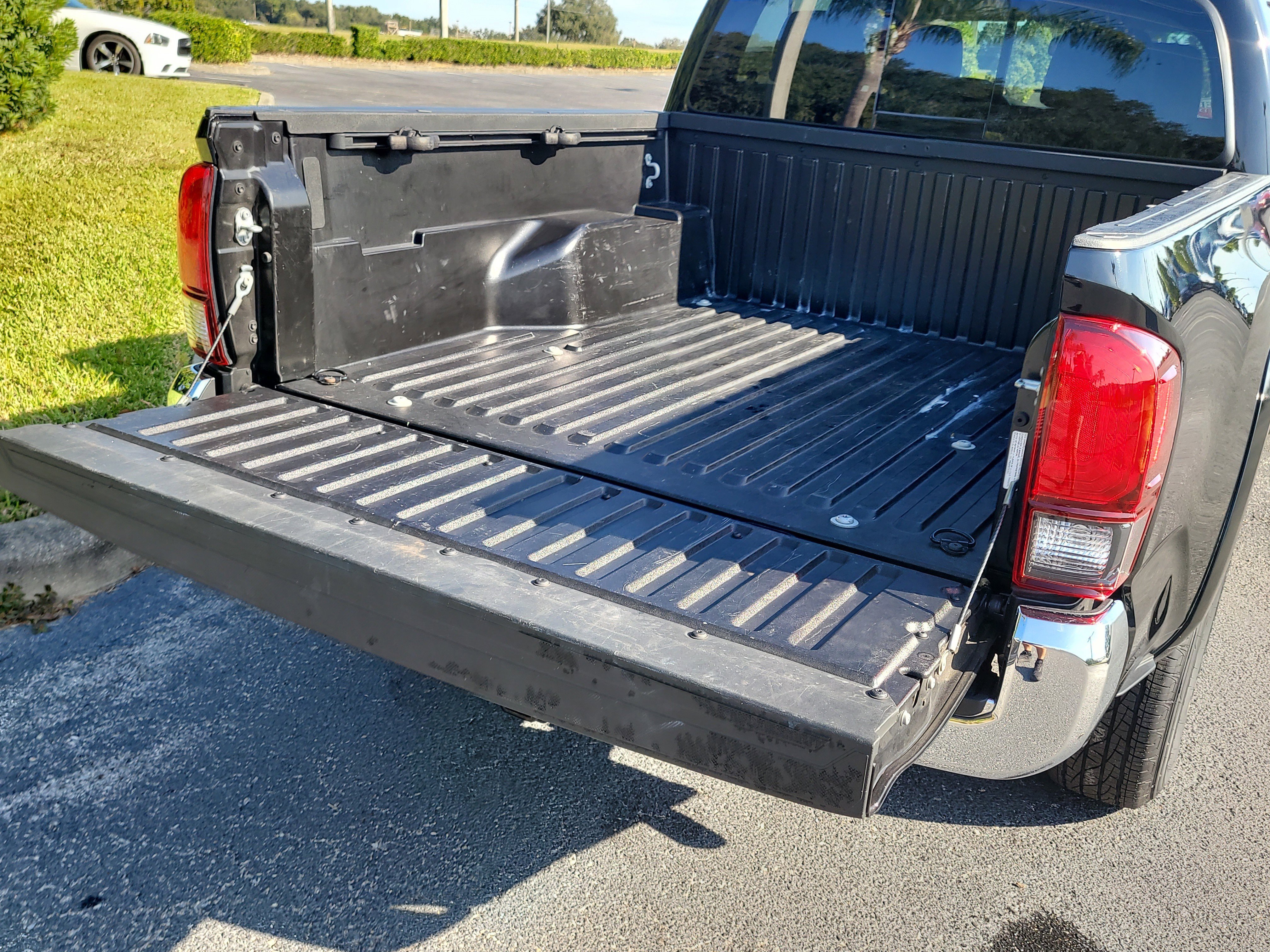 Certified 2023 Toyota Tacoma SR5 image 12