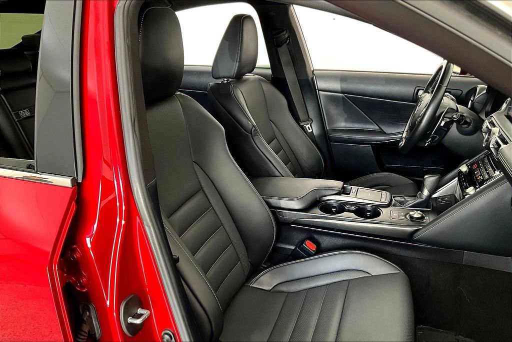 Used 2022 Lexus IS 350 F Sport image 10