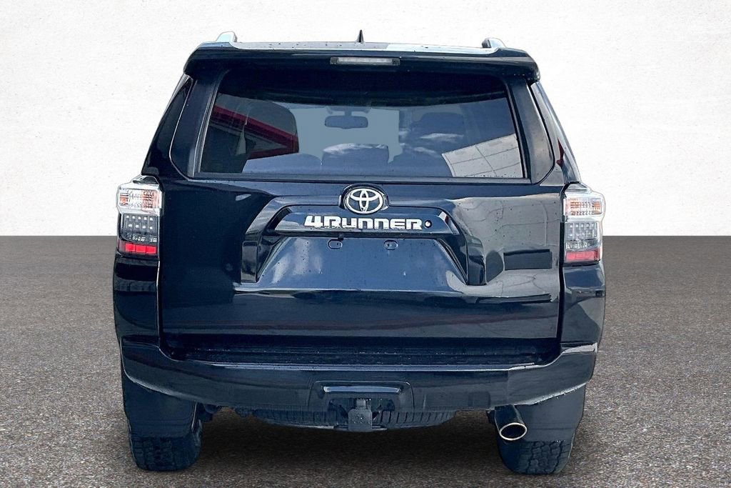 Used 2017 Chevrolet Silverado 1500 LT w/ All Star Edition image 6