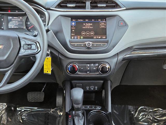 Used 2022 Chevrolet TrailBlazer LS AWD/4WD image 15