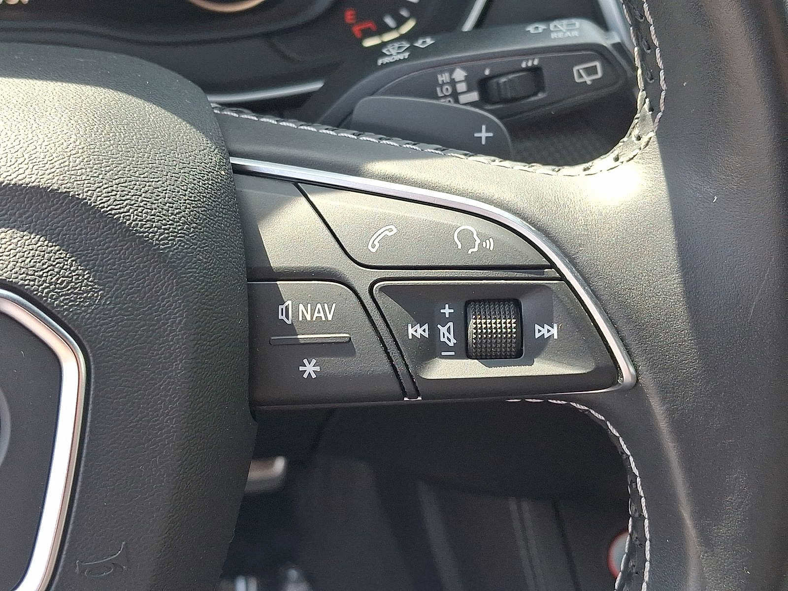 Certified 2020 Audi SQ5 Premium Plus AWD/4WD image 18