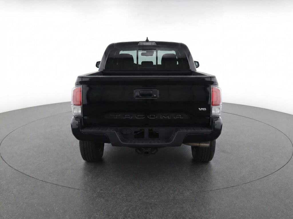 Used 2023 Toyota Tacoma TRD Sport AWD/4WD image 7