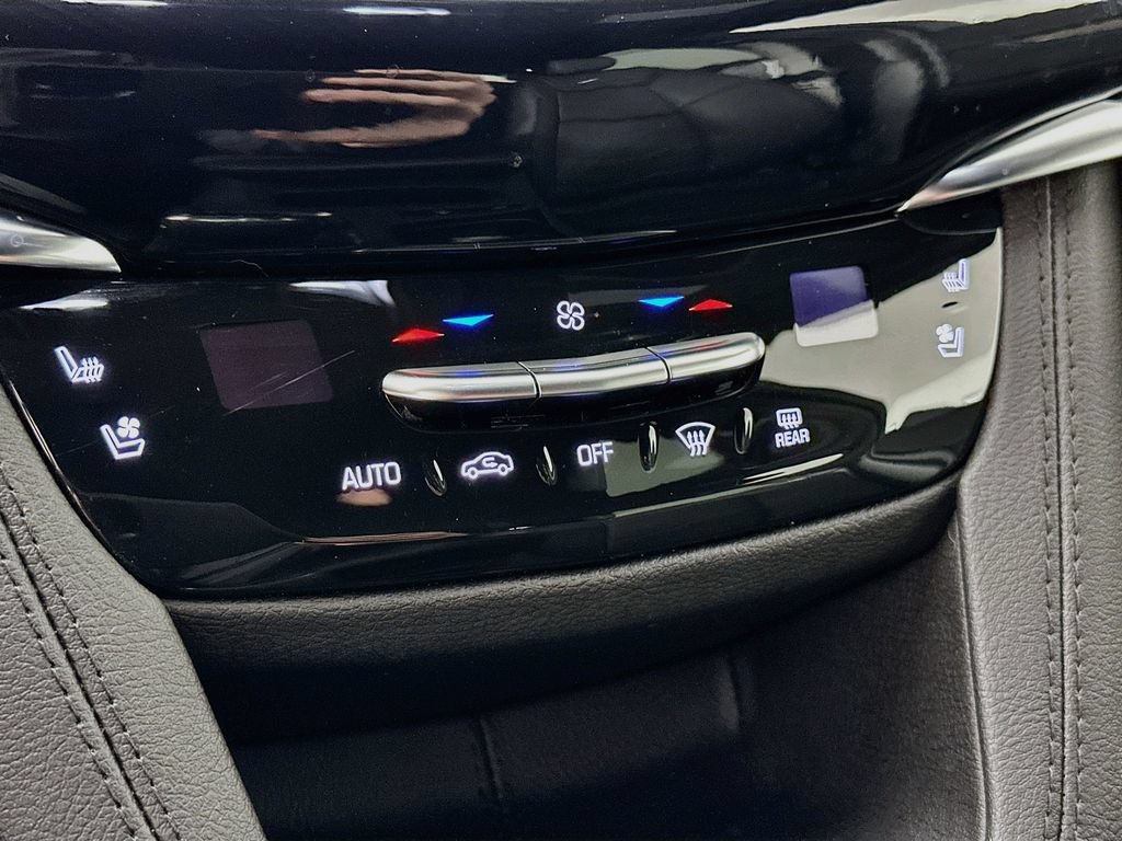 Certified 2025 Cadillac XT6 Premium Luxury w/ Platinum Package AWD/4WD image 20