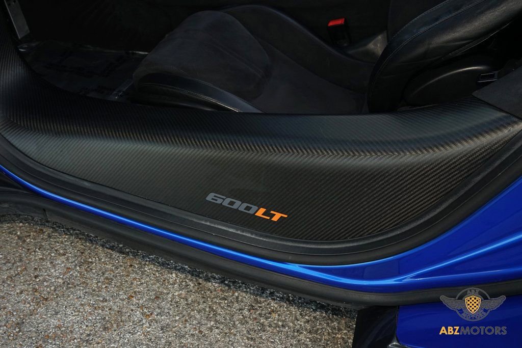 Used 2020 McLaren 600LT Spider image 11