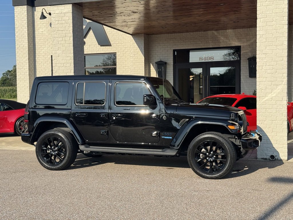 Used 2021 Jeep Wrangler Unlimited Sahara image 15