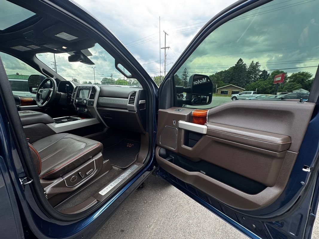 Used 2017 Ford F250 King Ranch w/ King Ranch Ultimate Package AWD/4WD image 30
