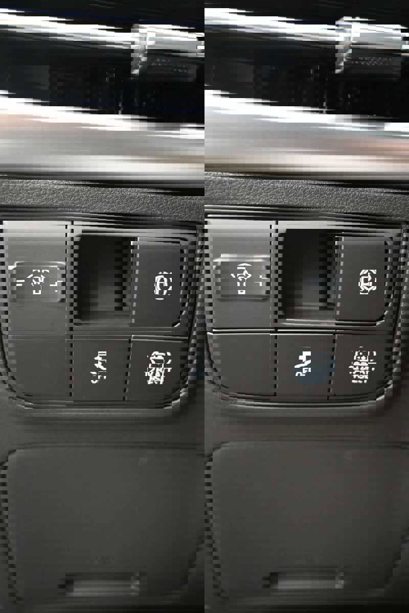 New 2026 Hyundai Tucson Blue SE image 20