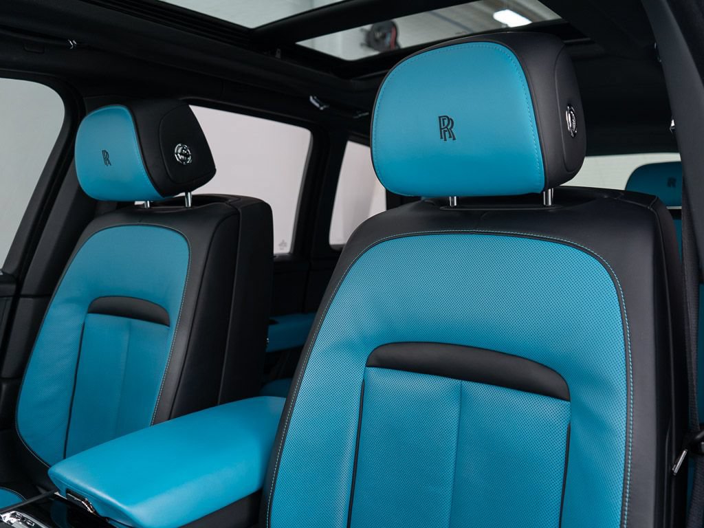 Used 2024 Rolls-Royce Cullinan w/ Cullinan Package AWD/4WD image 17