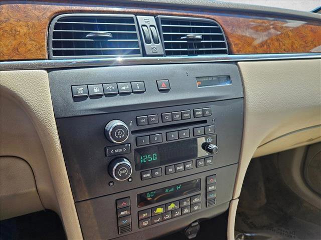 Used 2005 Buick LaCrosse CX w/ Silver Convenience Package FWD image 13