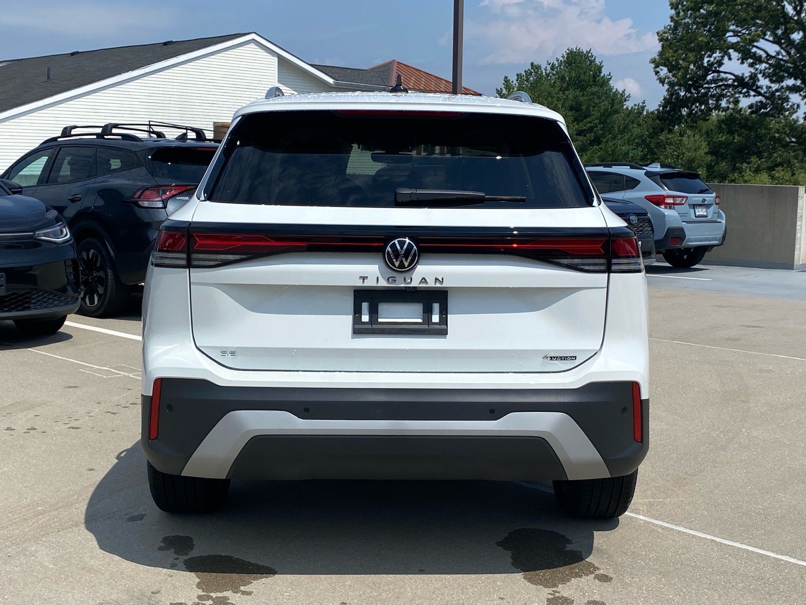 New 2026 Volkswagen Tiguan SE AWD/4WD image 4