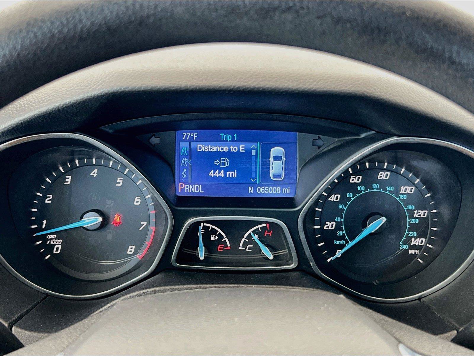 Used 2014 Ford Focus SE w/ SE Winter Package FWD image 17