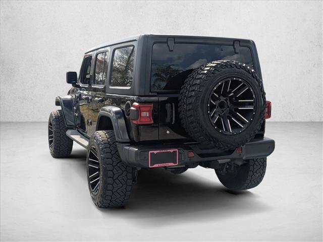 Used 2018 Jeep Wrangler Unlimited Sahara image 7