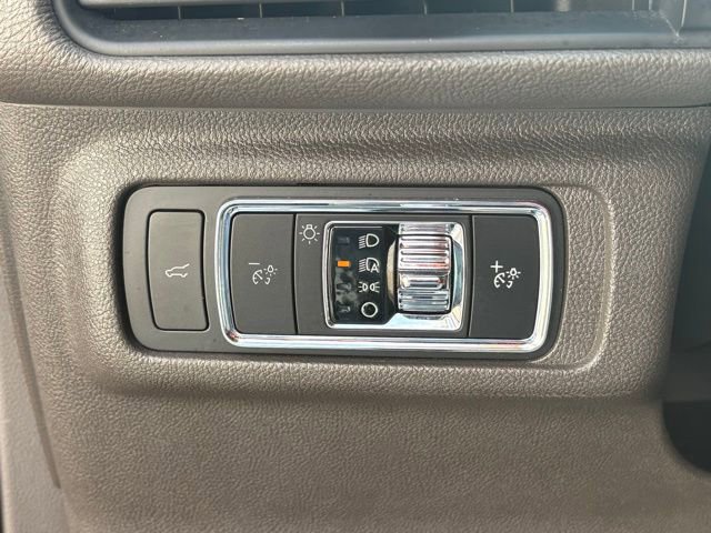 Used 2020 Lincoln Corsair FWD image 25