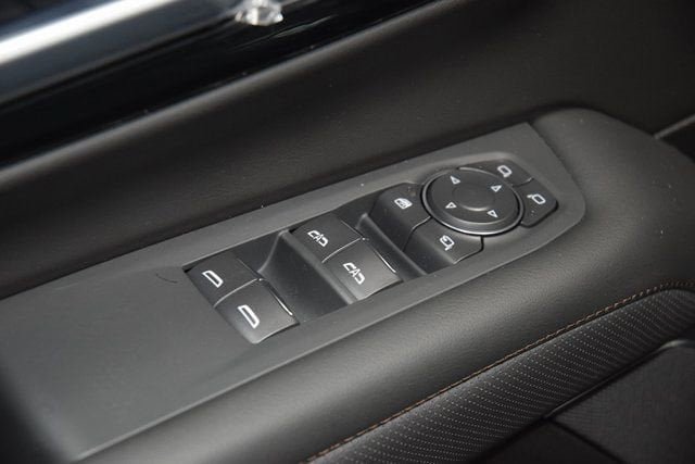 New 2026 Chevrolet Suburban High Country AWD/4WD image 48
