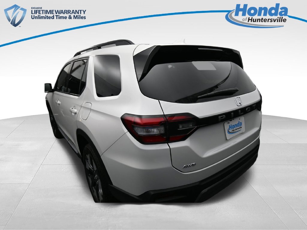 New 2026 Honda Pilot Touring image 19