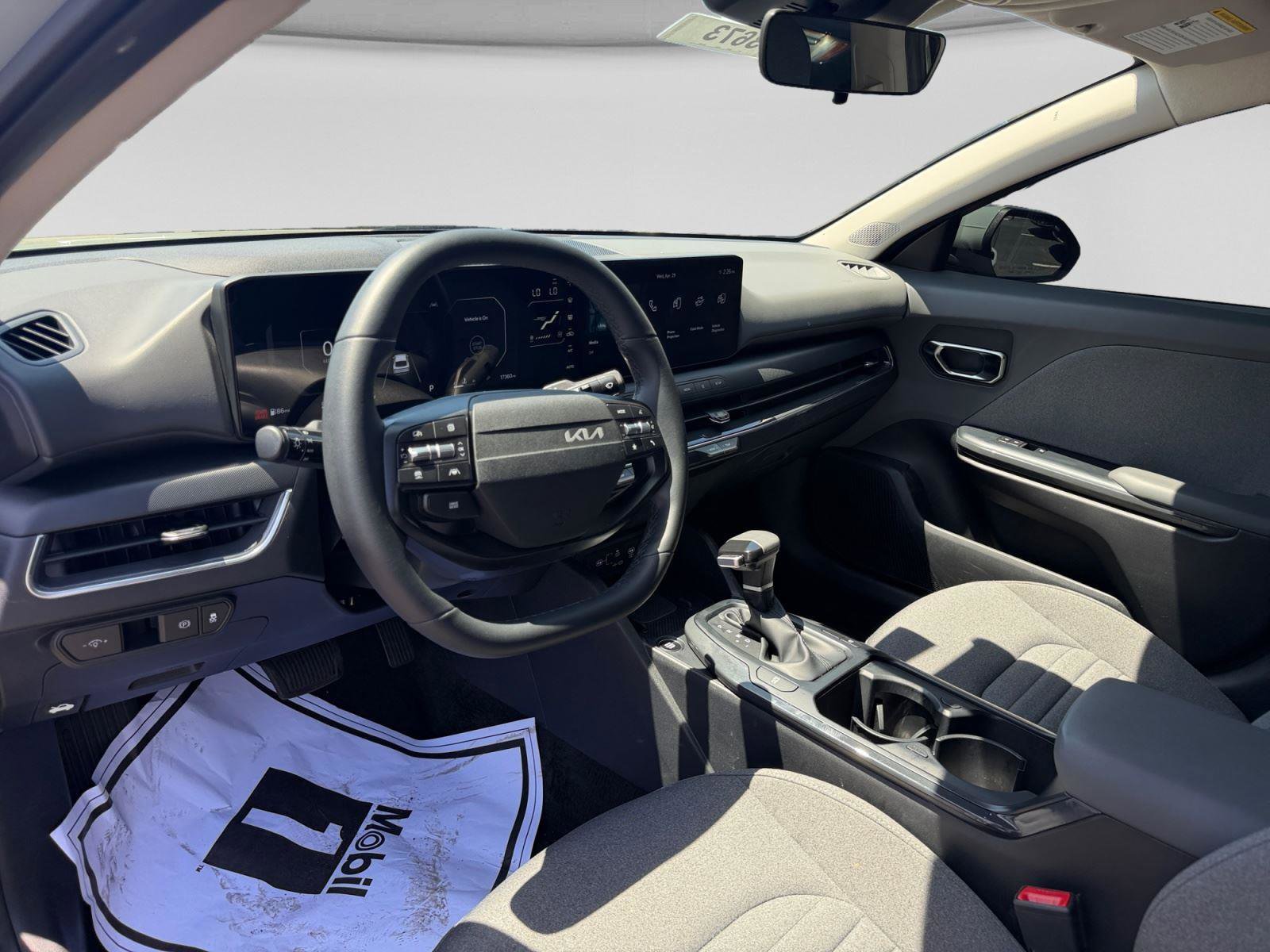 Used 2025 Kia K4 EX FWD image 14