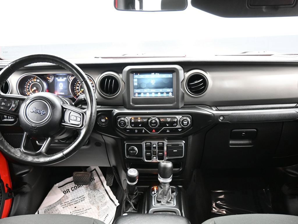 Certified 2022 Jeep Gladiator Willys image 16