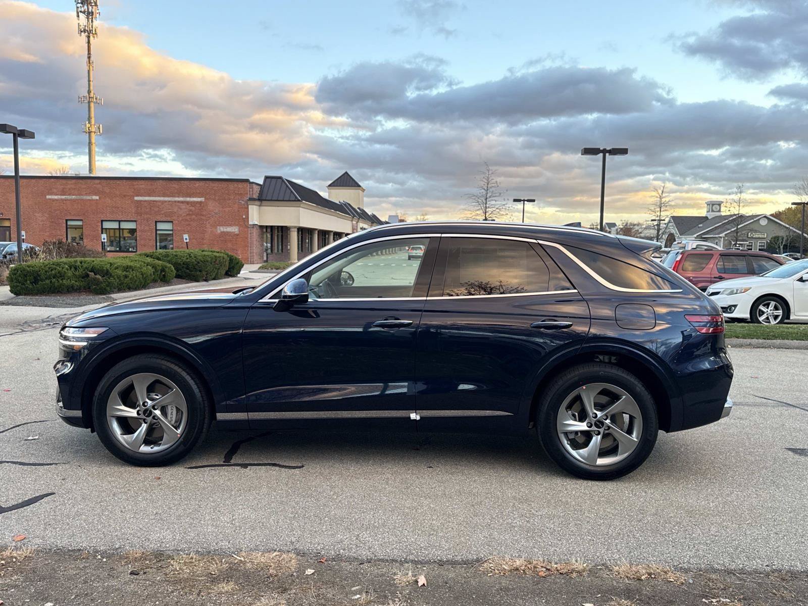 Used 2026 Genesis GV70 2.5T AWD/4WD image 8