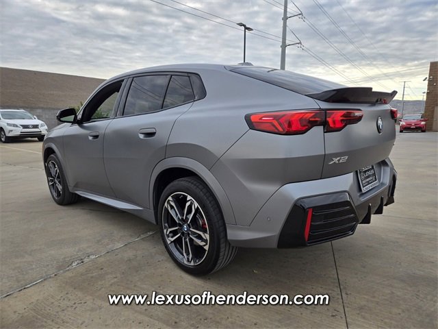 Used 2024 BMW X2 xDrive28i w/ M Sport Package image 4