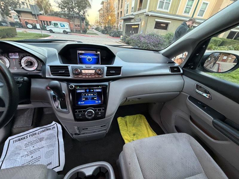 Used 2016 Honda Odyssey SE image 58