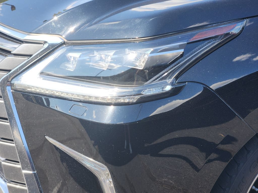 Used 2021 Lexus LX 570 4WD w/ Luxury Package image 10