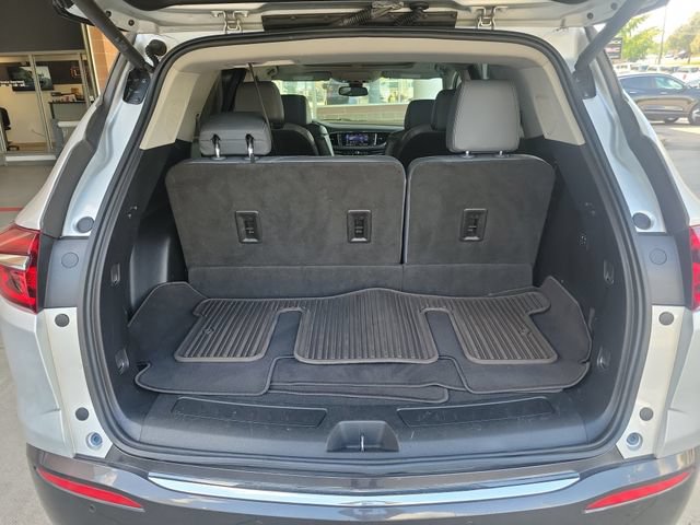 Used 2020 Buick Enclave Premium w/ Sun and Sites Package AWD/4WD image 6