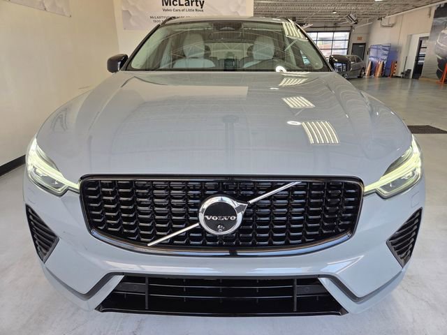 Certified 2024 Volvo XC60 B5 Plus w/ Protection Package Premier AWD/4WD image 5