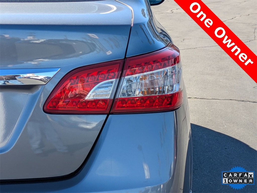 Used 2015 Nissan Sentra S image 11