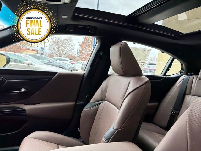 New 2025 Lexus ES 350 Ultra Luxury image 16