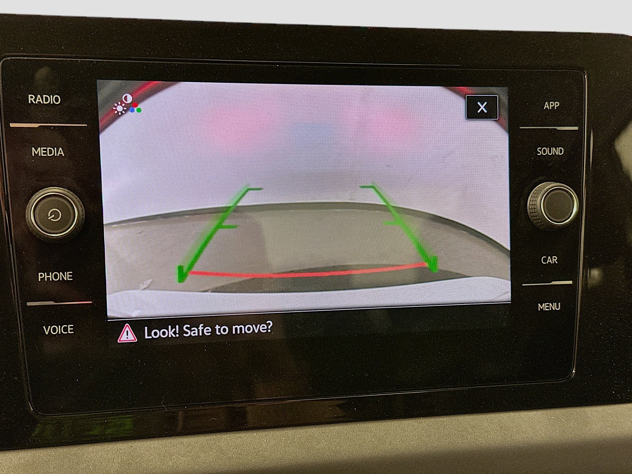 Used 2025 Volkswagen Jetta SE image 22