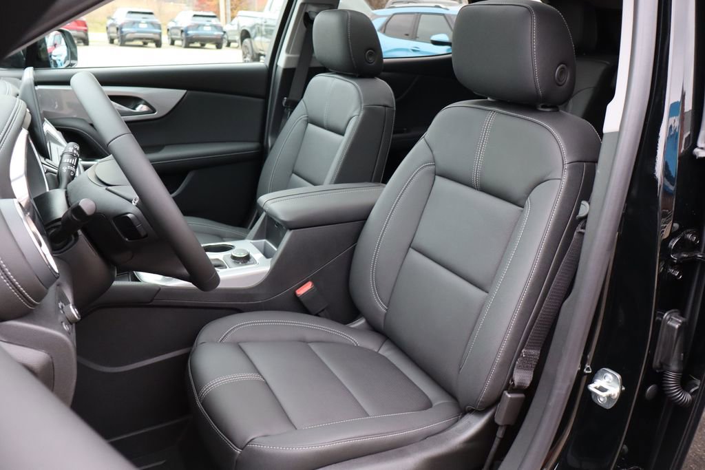 New 2026 Chevrolet Blazer LT w/ LPO, Floor Liner Package image 10