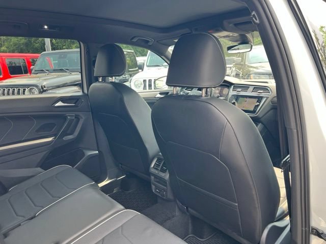 Used 2024 Volkswagen Tiguan SEL R-Line AWD/4WD image 27