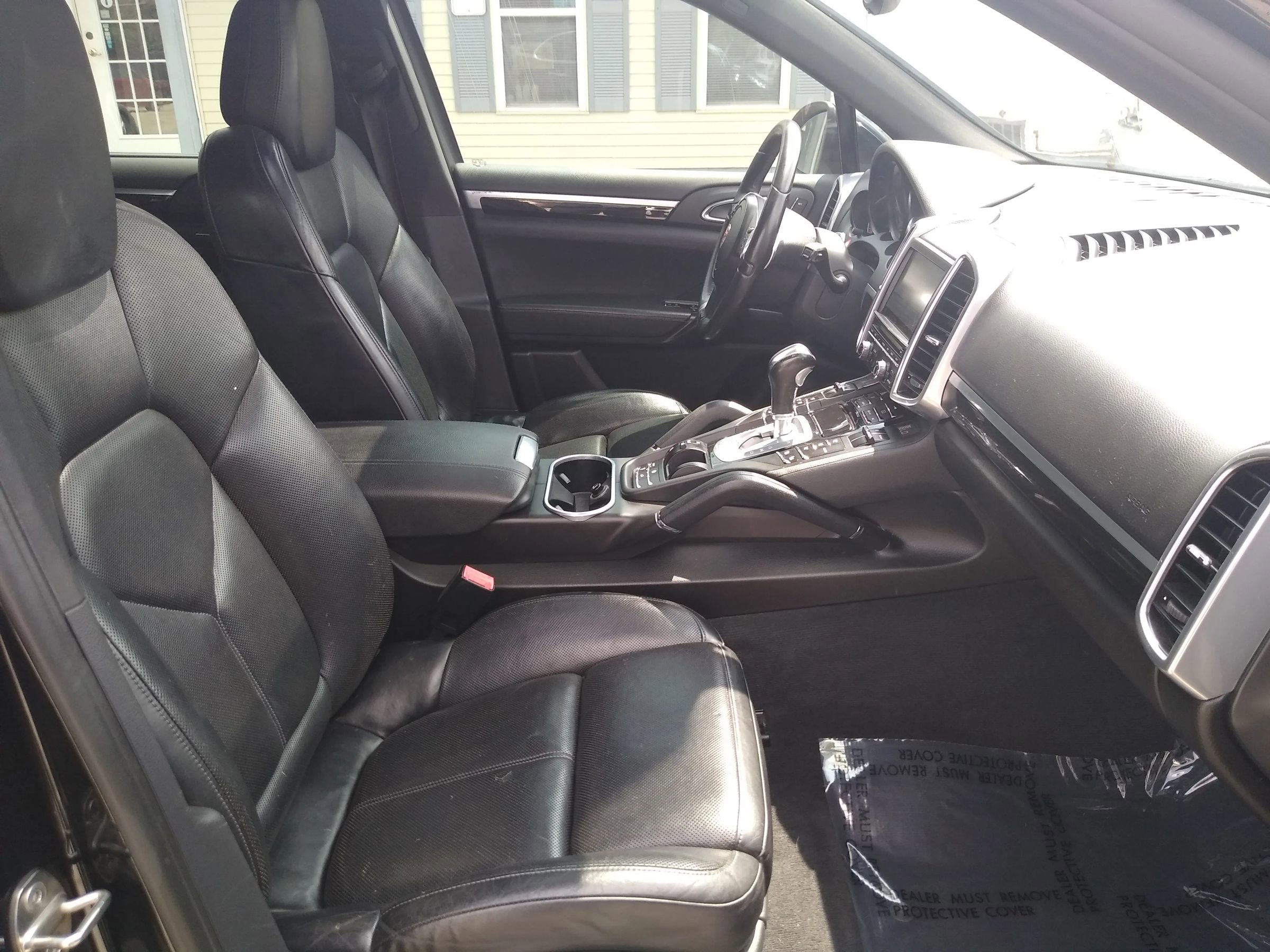 Used 2011 Porsche Cayenne AWD/4WD image 26