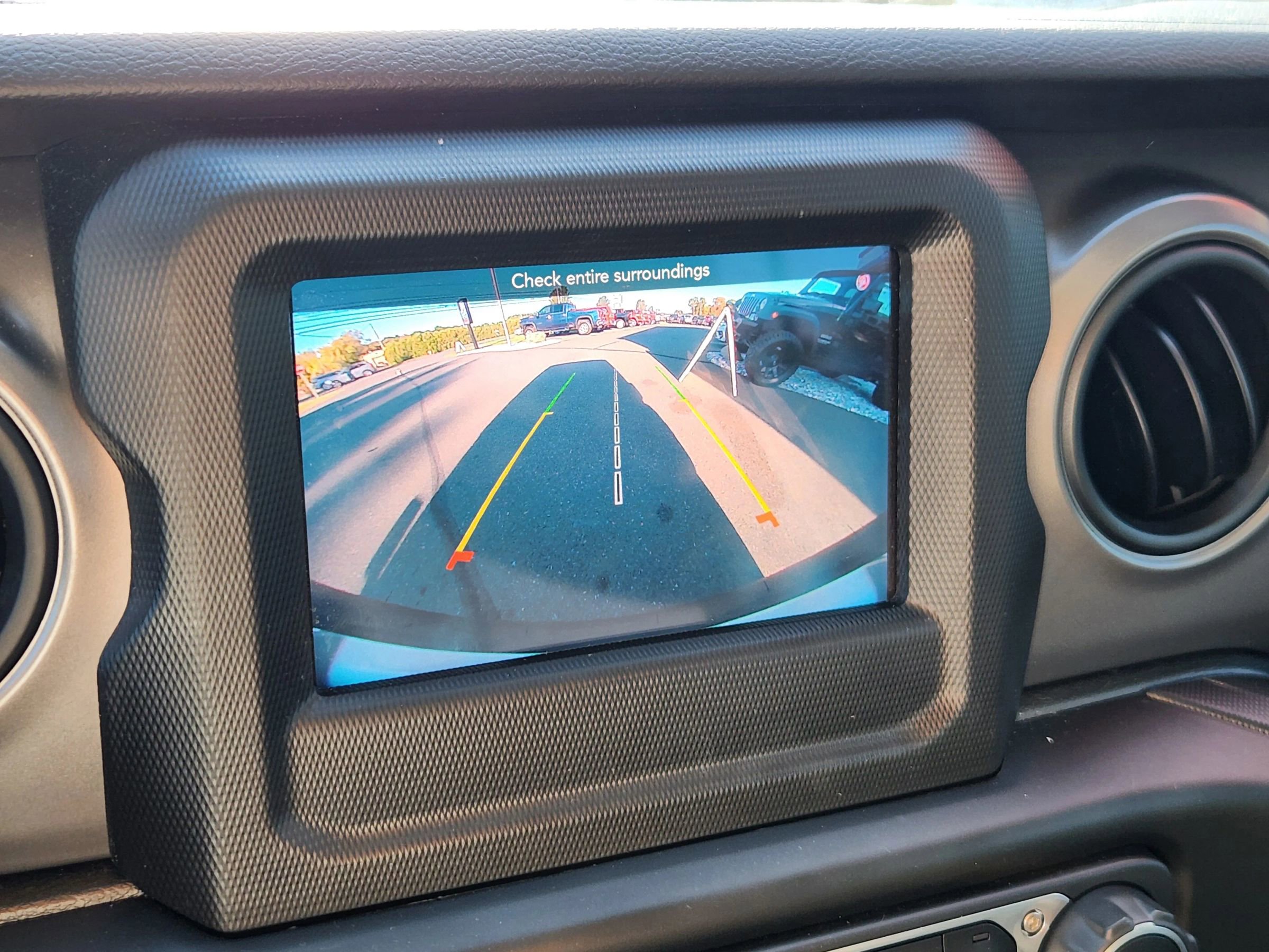 Used 2022 Jeep Wrangler Unlimited Sport image 34