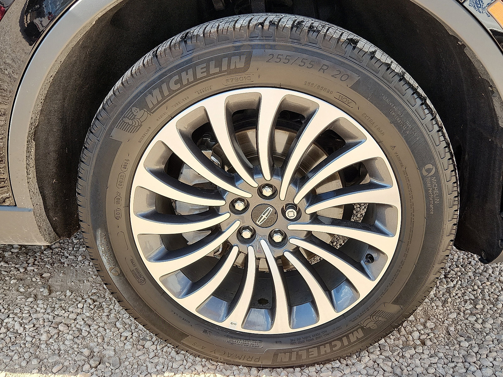 Used 2024 Lincoln Aviator 2WD w/ Premium Package image 7