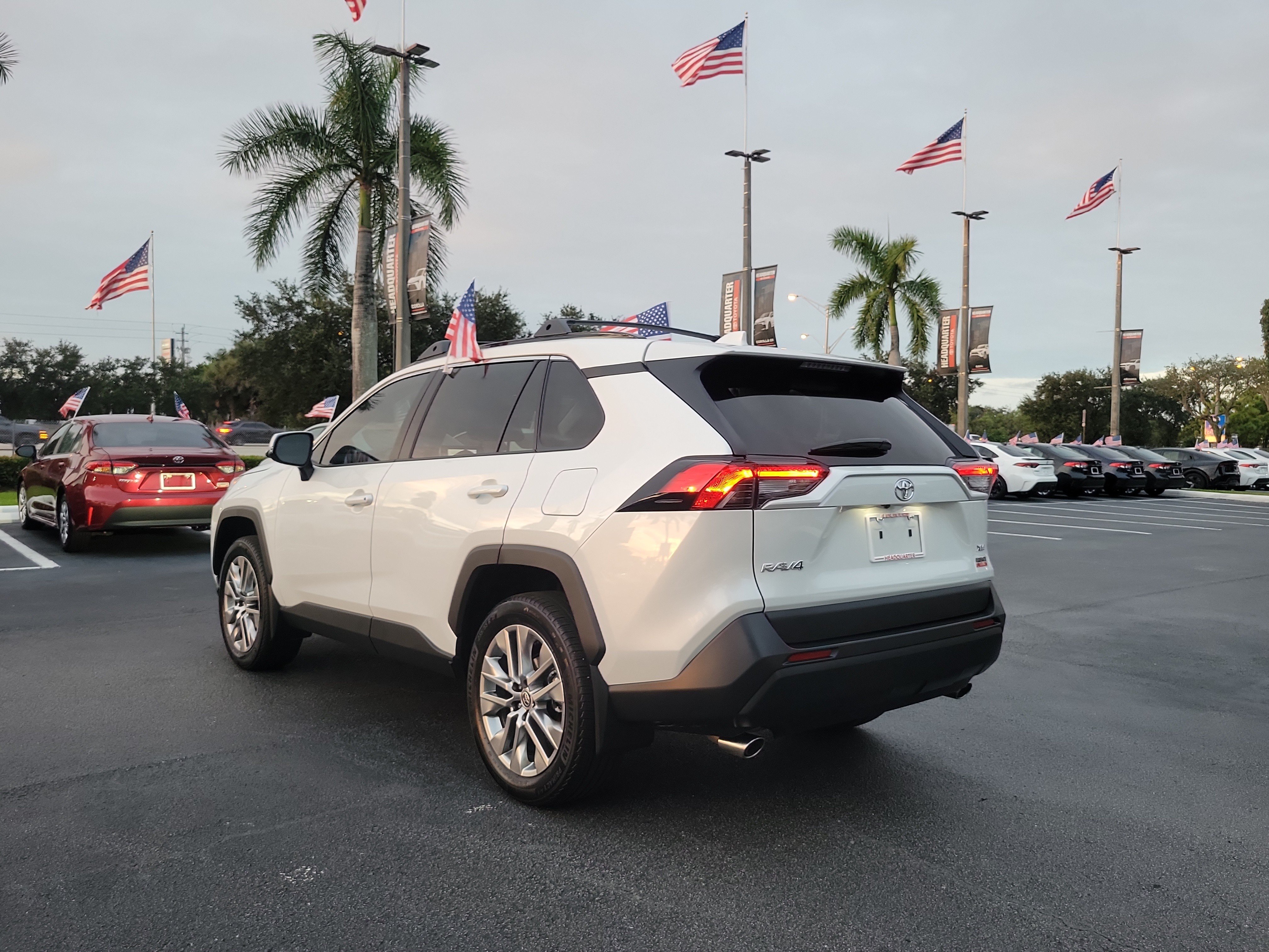 Used 2024 Toyota RAV4 XLE Premium FWD image 9