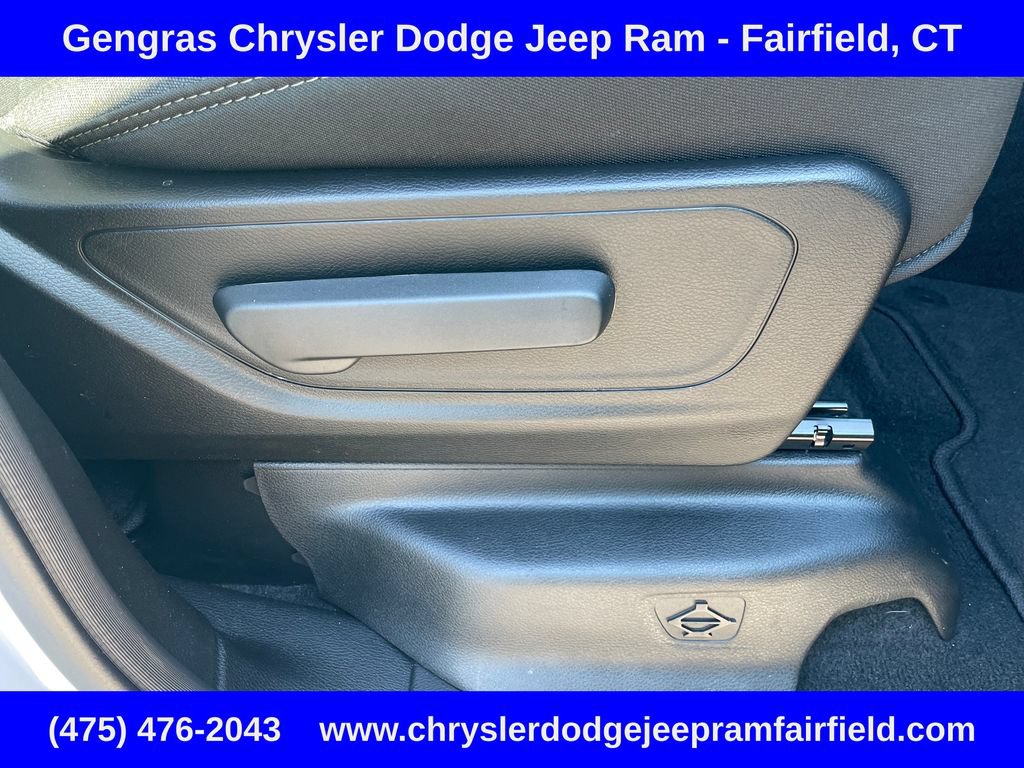Certified 2025 RAM 1500 Big Horn AWD/4WD image 17