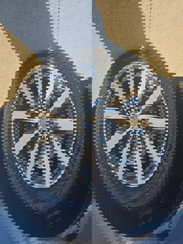 Used 2020 Audi A4 2.0T Premium w/ Convenience Package image 2