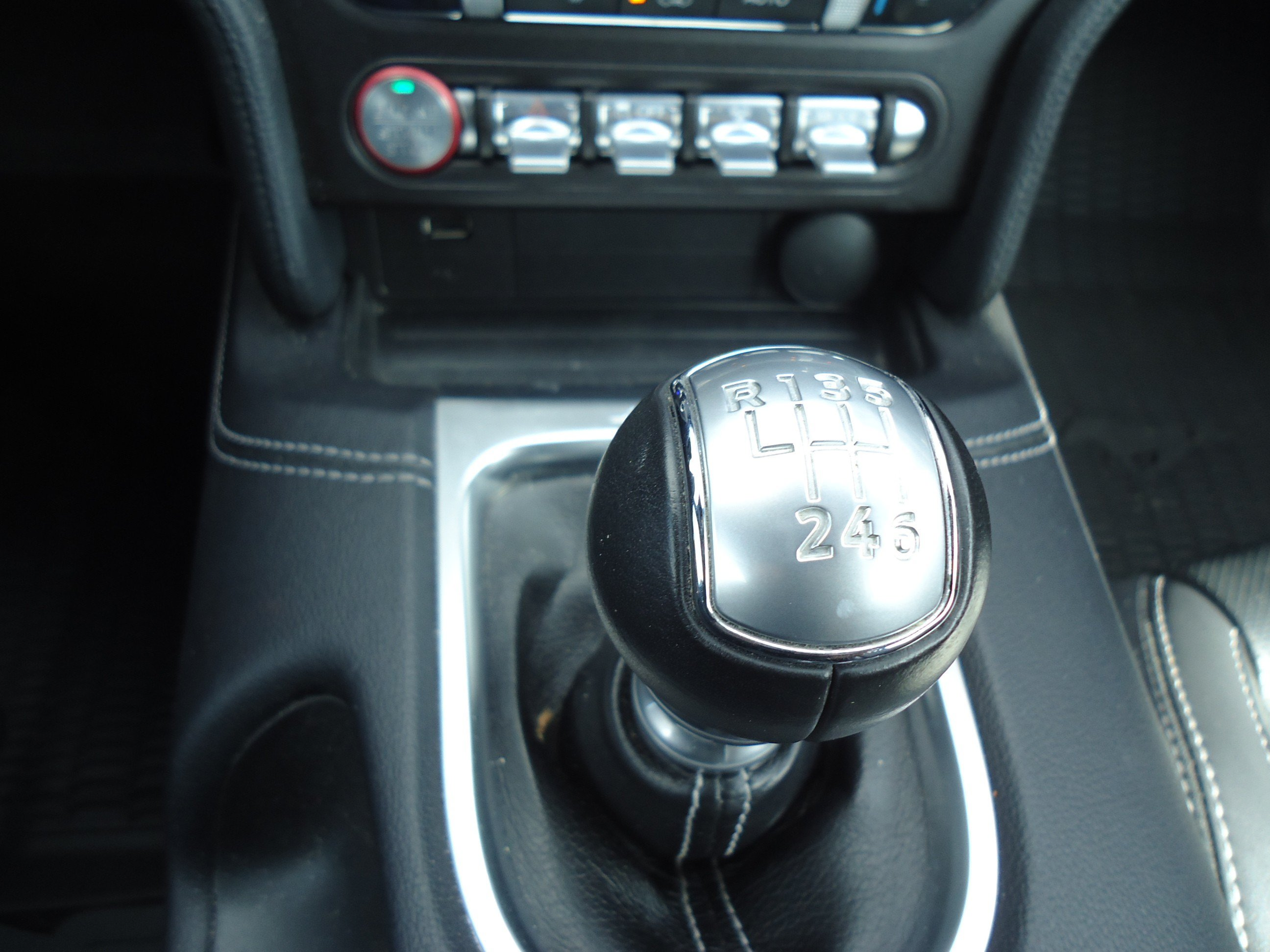 Used 2019 Ford Mustang Premium w/ Equipment Group 201A RWD image 25