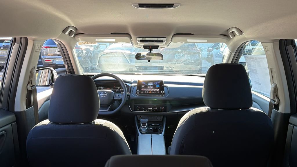 New 2026 Nissan Rogue SV image 32
