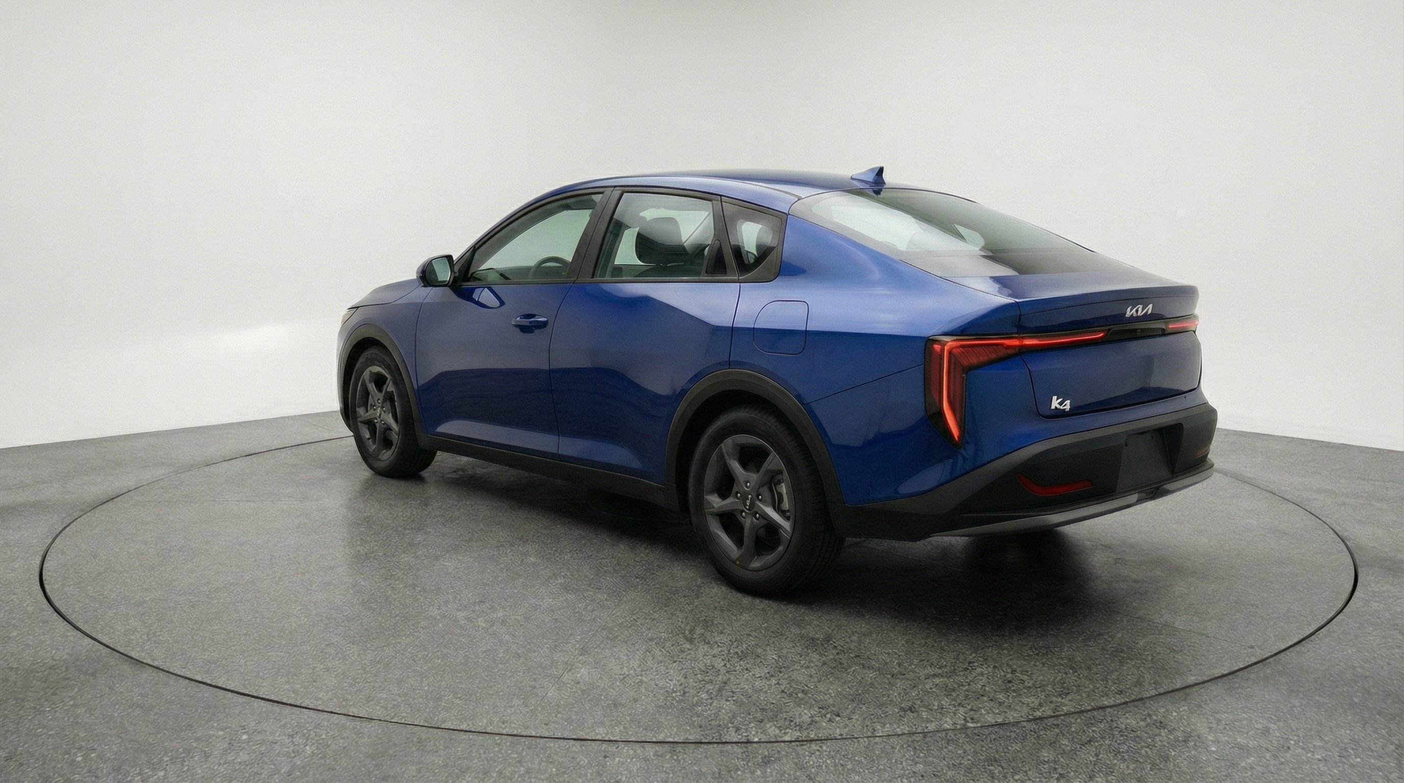 Used 2025 Kia K4 LXS image 6