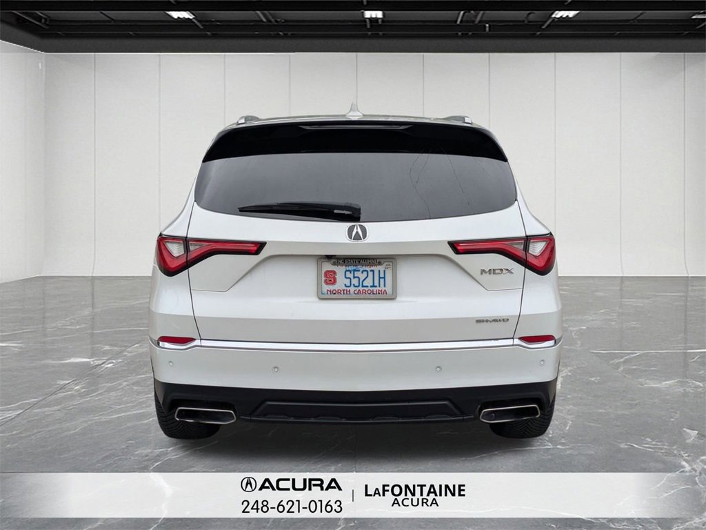 Used 2023 Acura MDX SH-AWD w/ Advance Package image 4