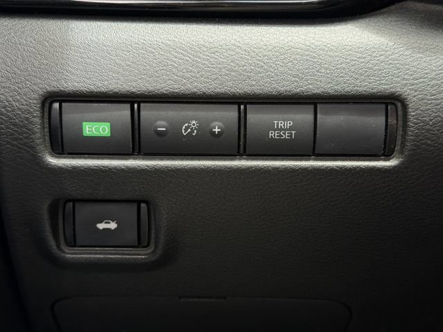 Used 2022 Nissan Sentra SV w/ Trunk Package FWD image 22